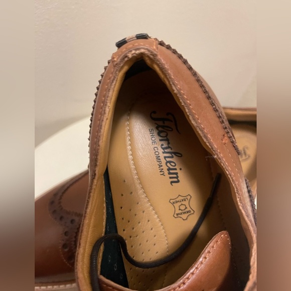 Florsheim Manhattan Wing Tip Oxford, Men size 10